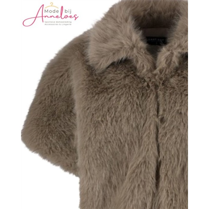 Lady Day Gilet fluffy L49.101.3562 Jenna Walnoot